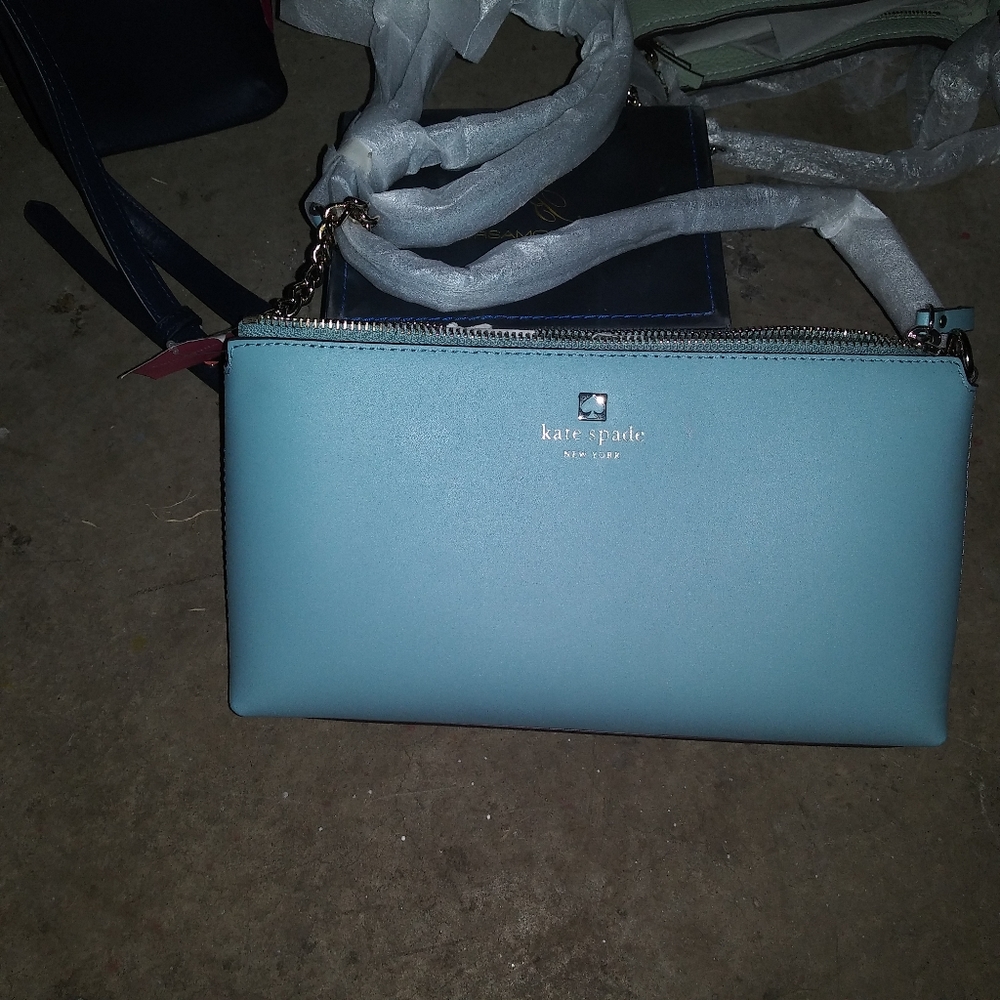 KATE SPADE CROSS BODY PURSE